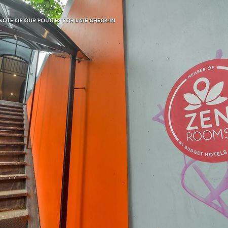 Zen Rooms Basic Meruya Selatan Tangerang Exterior photo