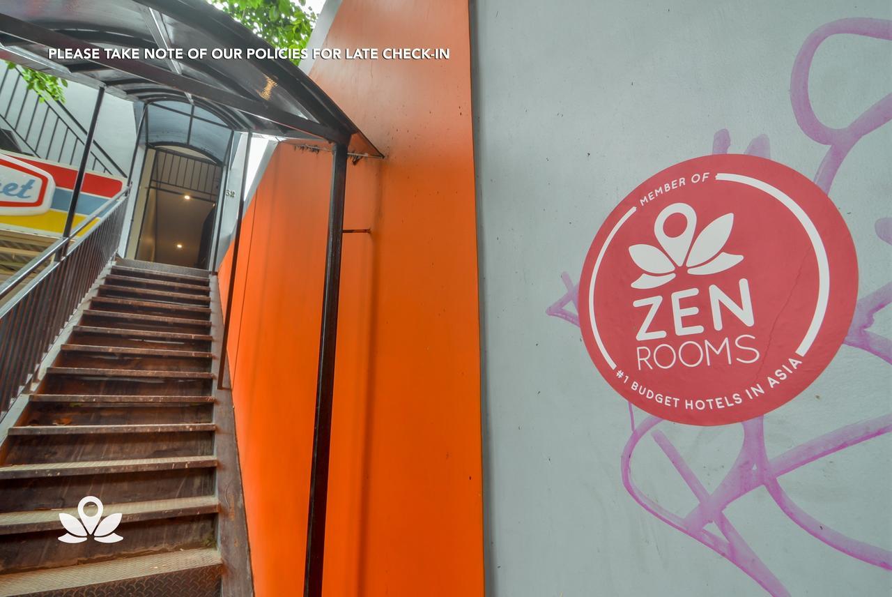 Zen Rooms Basic Meruya Selatan Tangerang Exterior photo