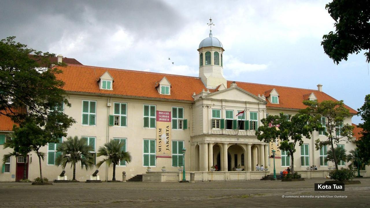 Zen Rooms Basic Meruya Selatan Tangerang Exterior photo