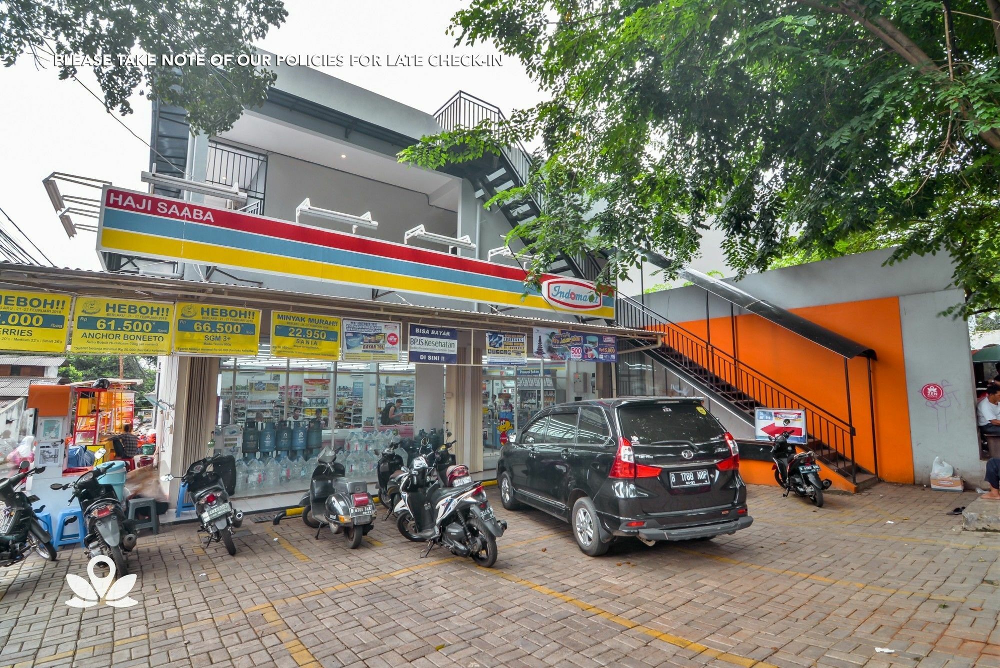 Zen Rooms Basic Meruya Selatan Tangerang Exterior photo